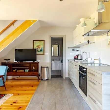 Becca , Heated Pool With Salt Water 度假居