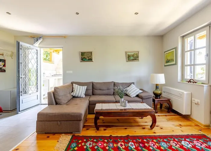 Becca , Heated Pool With Salt Water 度假居 *