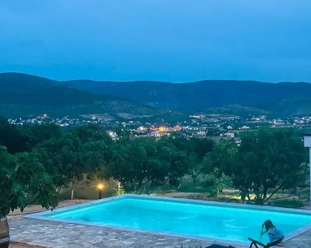 度假居 Becca , Heated Pool With Salt Water *