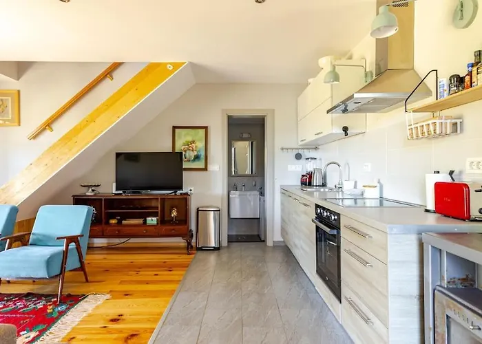 Becca , Heated Pool With Salt Water 度假居