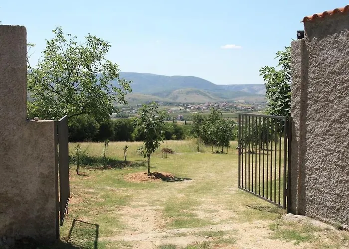 度假居 Becca , Heated Pool With Salt Water *